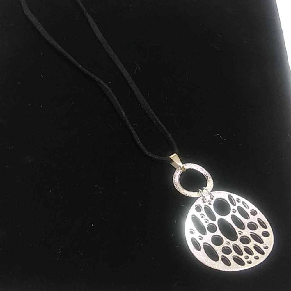 Beautiful Silver Pendant Necklace